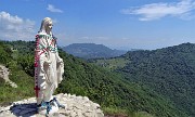 Sui monti sopra casa, Corna Bianca, Costone, Filaressa, da Salmezza il 28 maggio 2020   - FOTOGALLERY